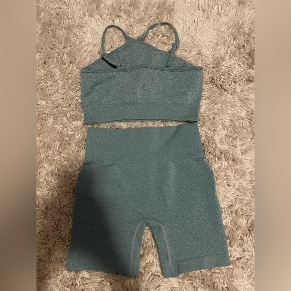 Workout set - Picture 2 of 3